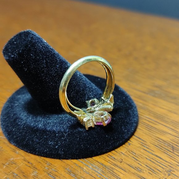 Vintage Avon Gold Tone Ring With Pink and Clear Rhinestones Adjustable Size 6 - Picture 4 of 5